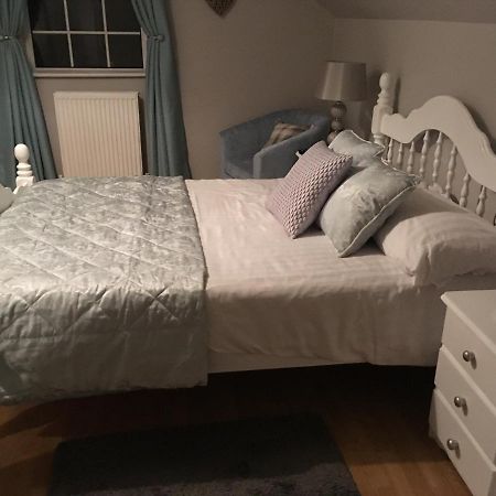 Shashas Apartment Gleanndobhar Glencolumbkille Bagian luar foto