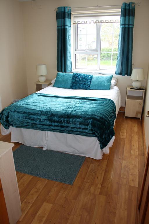 Shashas Apartment Gleanndobhar Glencolumbkille Bagian luar foto