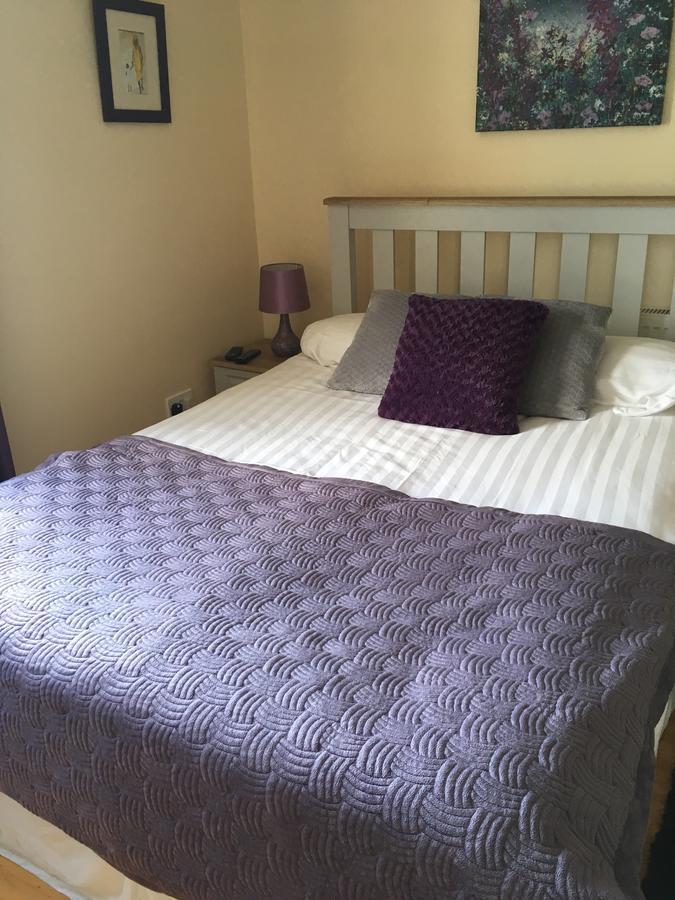 Shashas Apartment Gleanndobhar Glencolumbkille Bagian luar foto