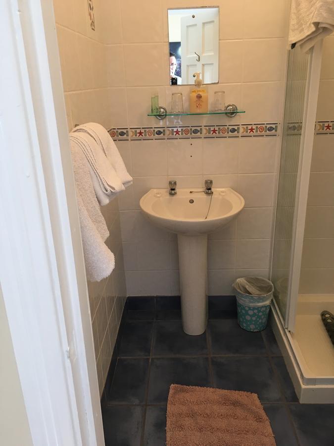 Shashas Apartment Gleanndobhar Glencolumbkille Bagian luar foto